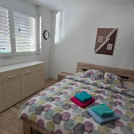 Apartment Le Mazot A Leo *
